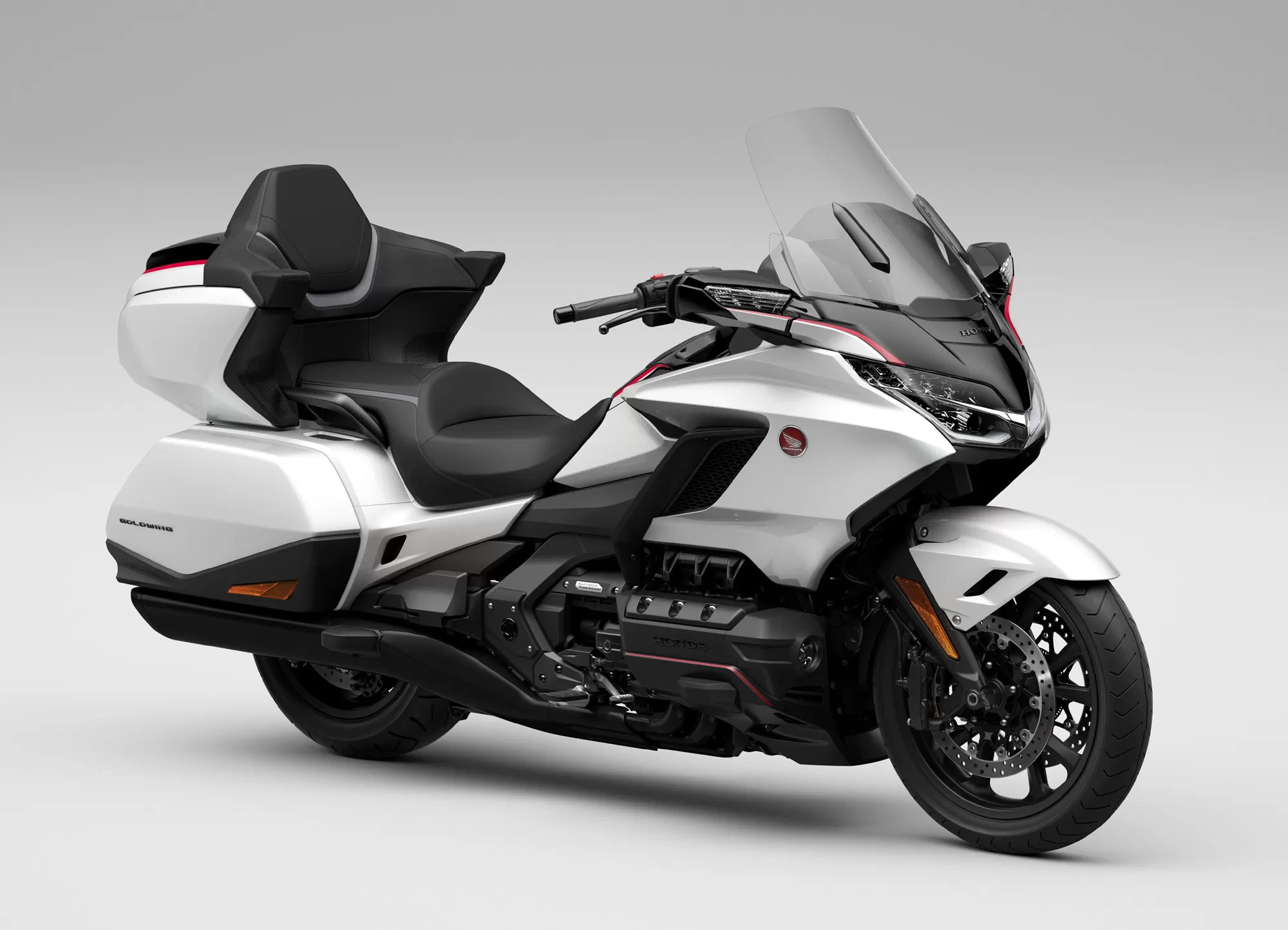 New honda Gold Wing DCT and New Honda Gold Wing Tour DCT 2024