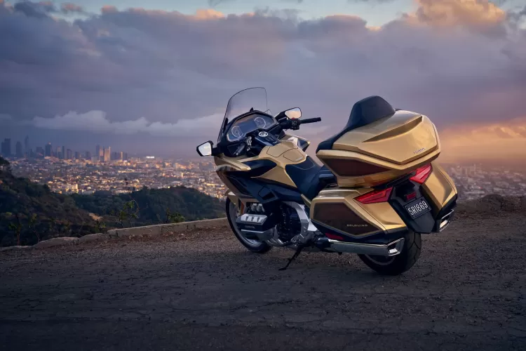 Gold Wing Tour 2025 Action E