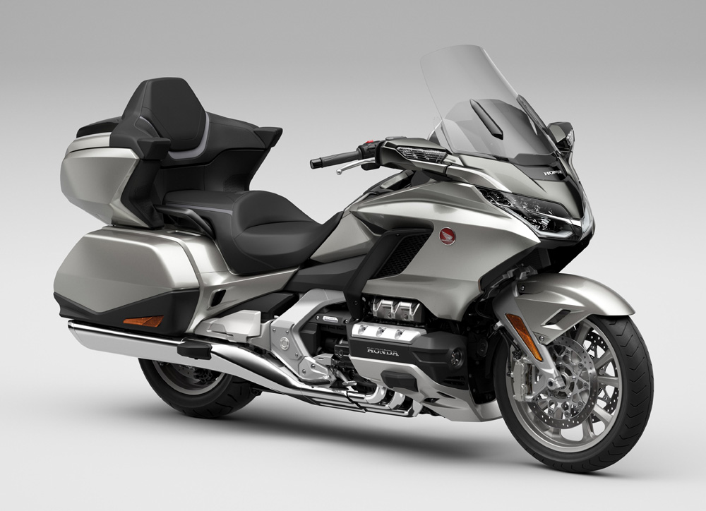 New honda Gold Wing DCT and New Honda Gold Wing Tour 2023